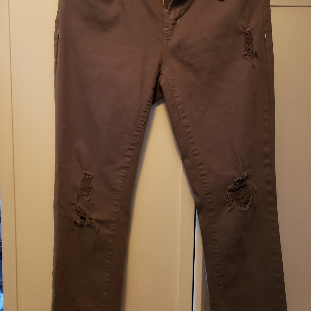 Jeans - Picture 3 of 4